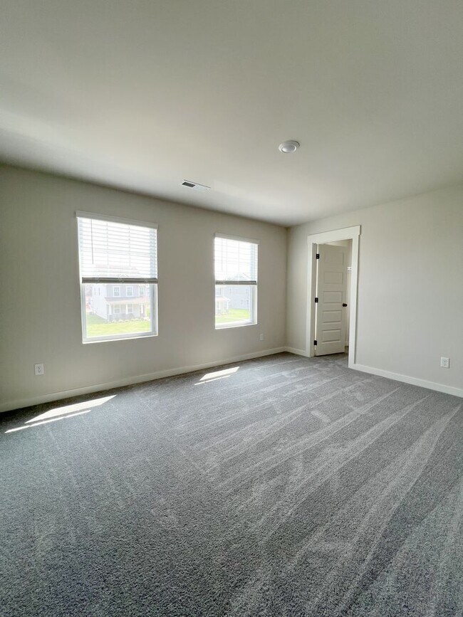 Building Photo - New Construction--Gorgeous and Move-In Ready!