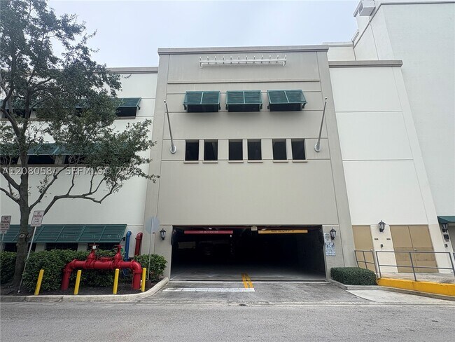 Building Photo - 510 NW 84th Ave