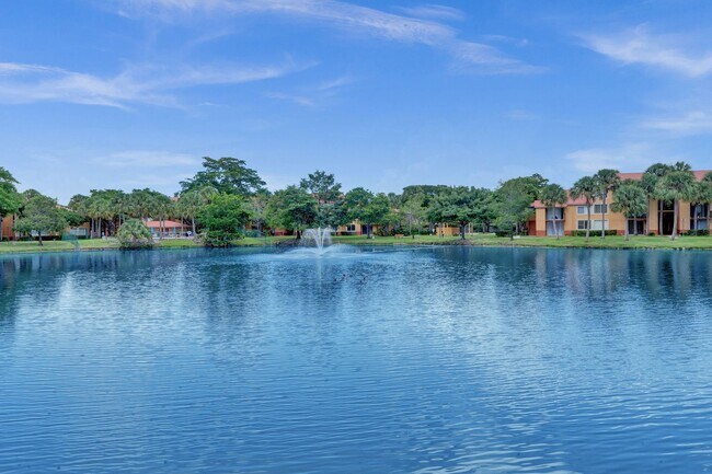 Building Photo - 3 BED/2BATH