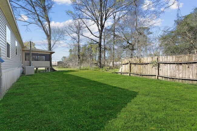 Building Photo - 11744 Padok Rd