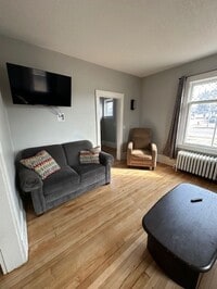 Building Photo - 4 Bed, 2 Bath Single Family Home - Crosby