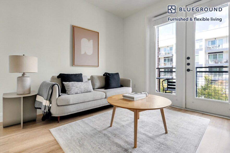 Primary Photo - 3403 Harmon Ave