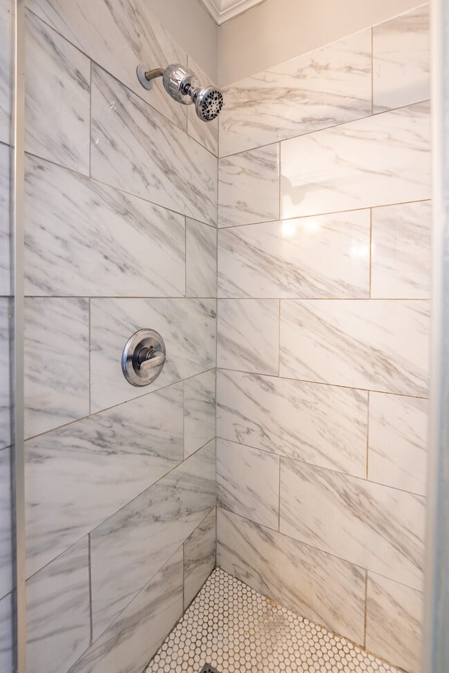 Building Photo - 572 John Wesley Dobbs Ave NE