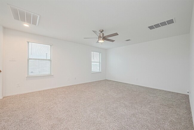 Building Photo - 12518 Pelican Bay Dr