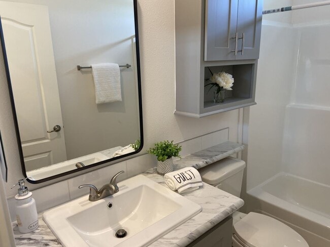 Building Photo - 7300 20th St