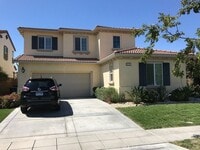 Building Photo - Beautiful 5 Bedroom, 3.5 Bath Mountain House Home W/ Office