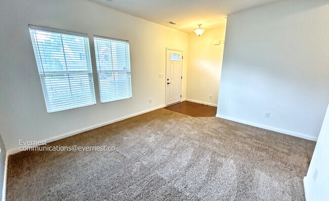 Building Photo - 1054 Countess Ln