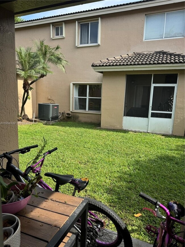 Building Photo - 5755 NW 115th Ct