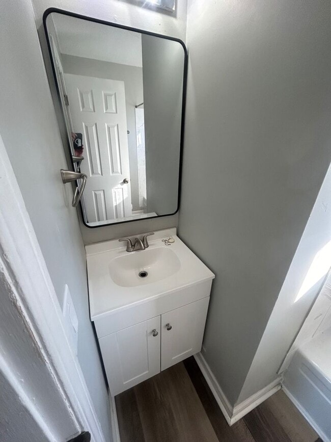 Building Photo - 1017 Leaphart St