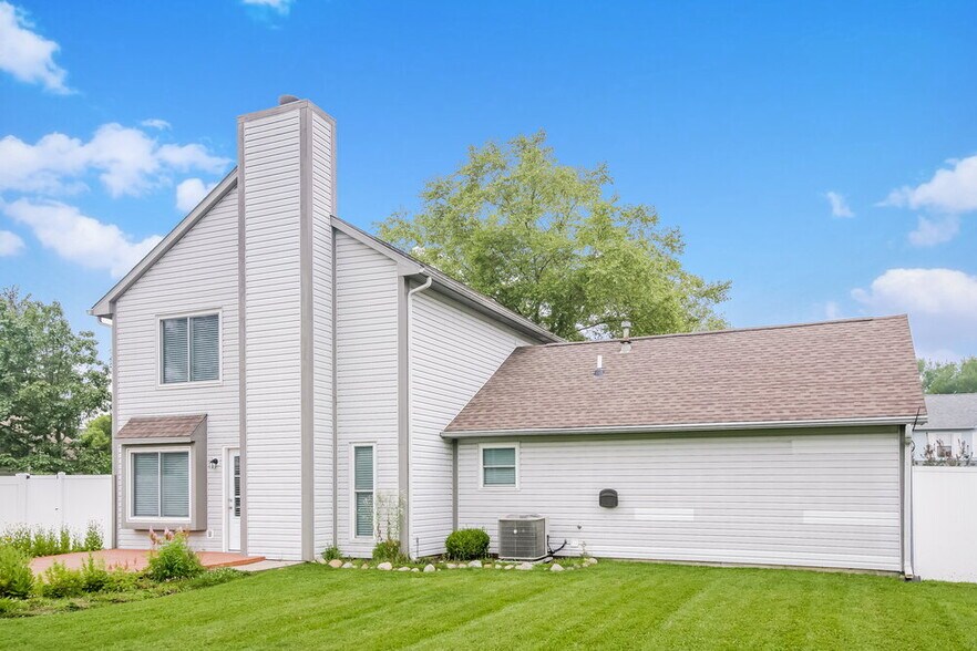 Building Photo - 7345 Red Rock Rd