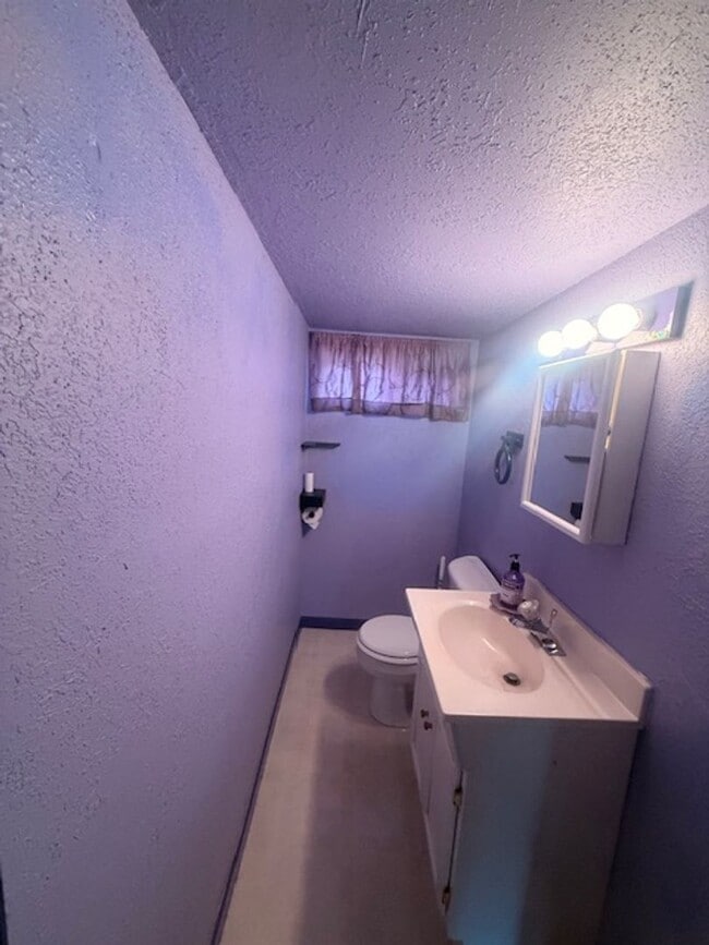 Building Photo - Great Home in Bethel-Danebo Neighborhood