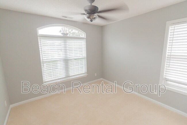 Building Photo - 4629 Lightkeepers Way