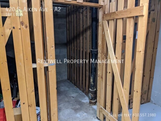 Building Photo - 420 S Aiken Ave