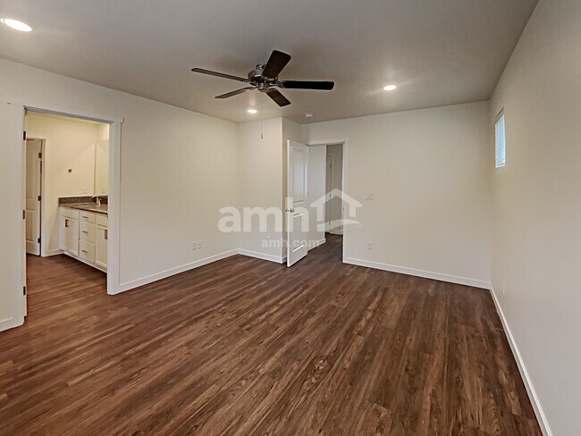 Building Photo - 1508 193rd St Ct E