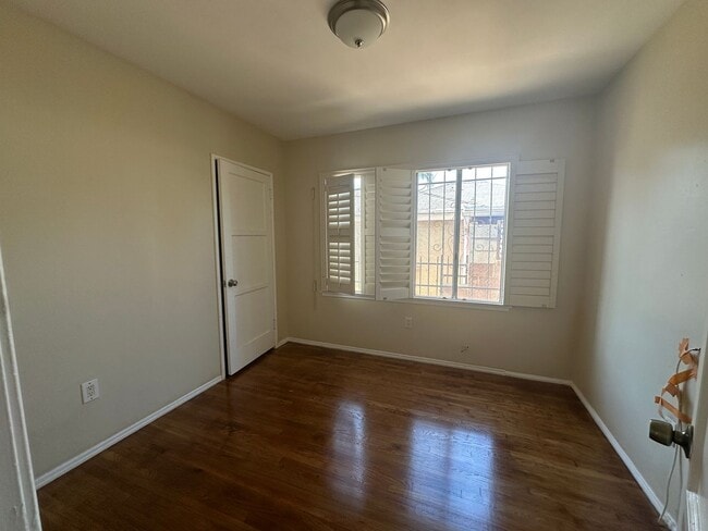 Building Photo - 14022 S Evers Ave