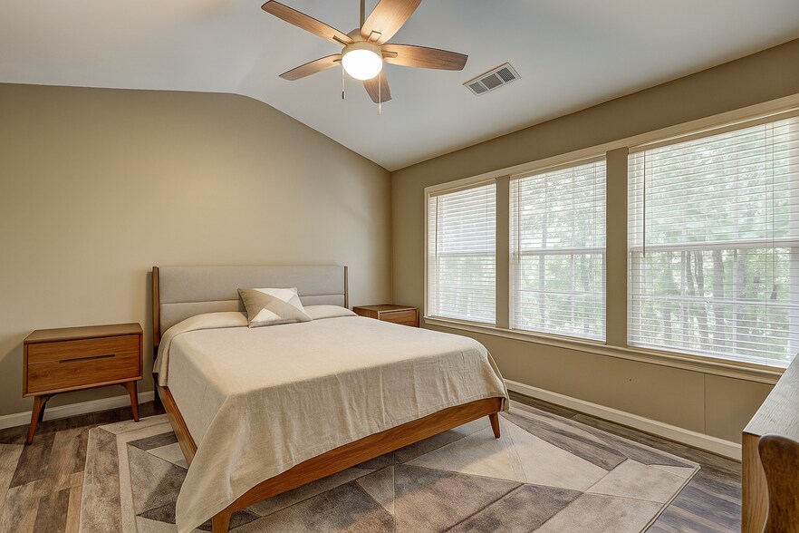 Bedroom 2 - 1295 Kilmington Ct