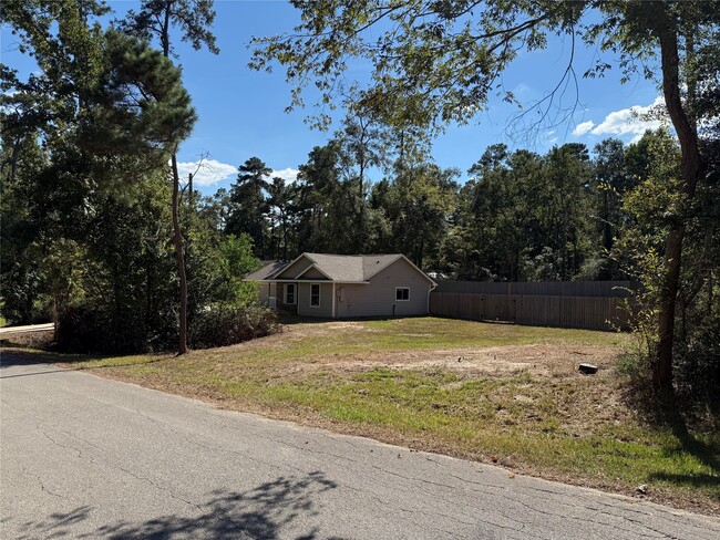 Building Photo - 12449 Royal Lake Dr