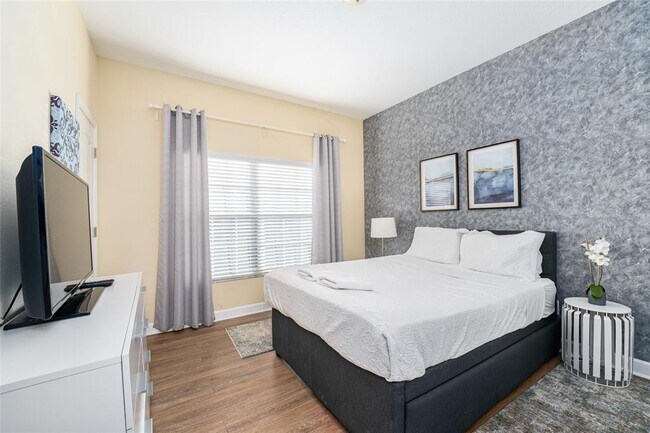 Building Photo - 8897 Candy Palm Rd