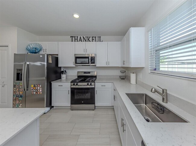 Building Photo - 12215 Radiant Gem Trl