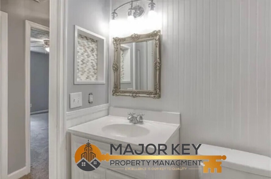 Building Photo - 2340 Beaver Ruin Rd