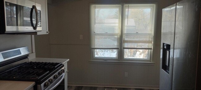 Building Photo - 19148 Hilton Dr