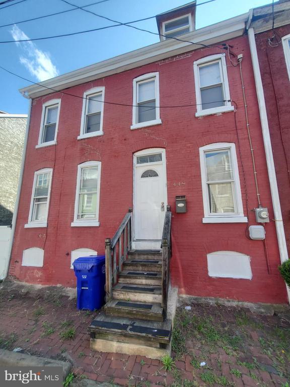 Primary Photo - 449 Spring Garden St
