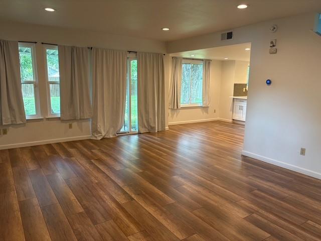 Building Photo - 7002 Crystalbrook Dr
