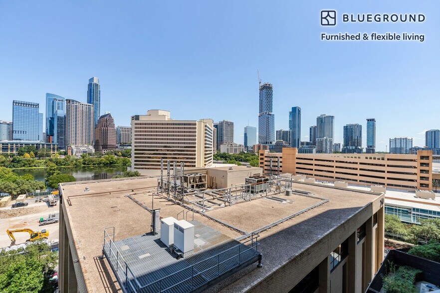 Building Photo - 214 Barton Springs Rd