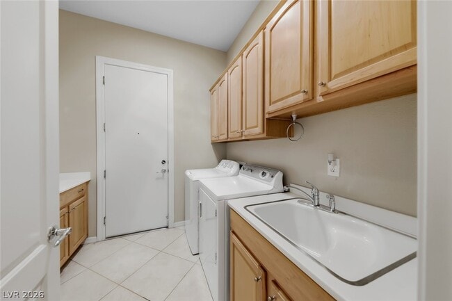 Building Photo - 2272 Merrimack Valley Ave