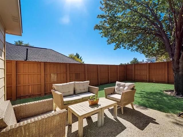 Building Photo - 827 Sunflower Trail