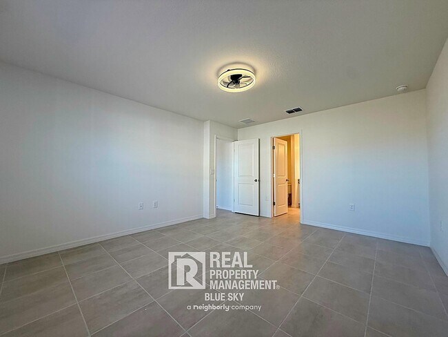 Building Photo - 14603 Abasail Ln