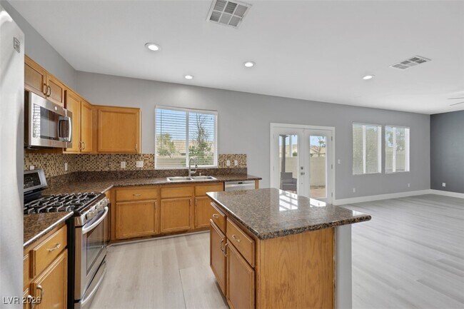 Building Photo - 3942 Meadow Foxtail Dr