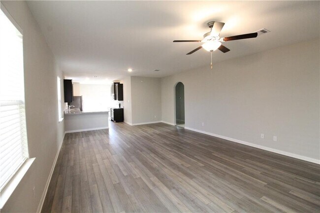 Building Photo - 509 Washington Dr