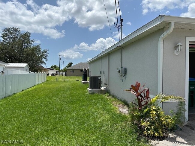 Building Photo - 3706 Garden Blvd