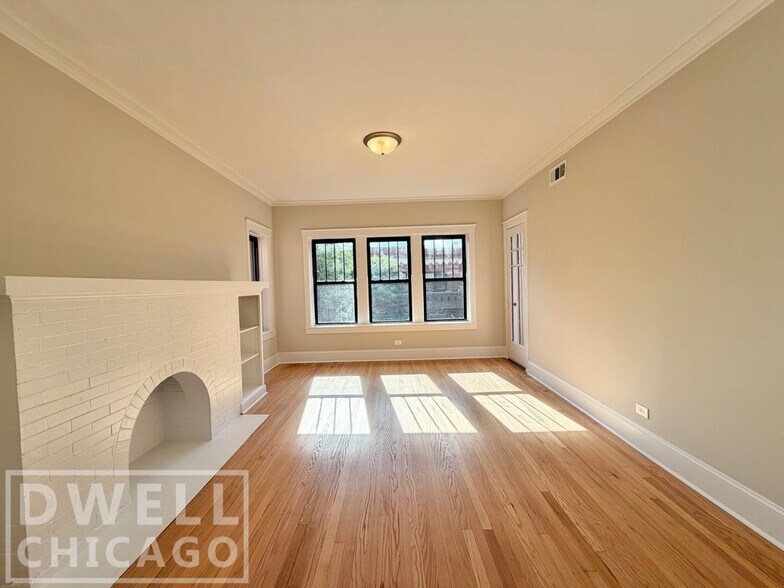 Primary Photo - 2510 N Kedzie Blvd