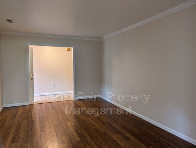 Building Photo - 9707 Covedale Dr