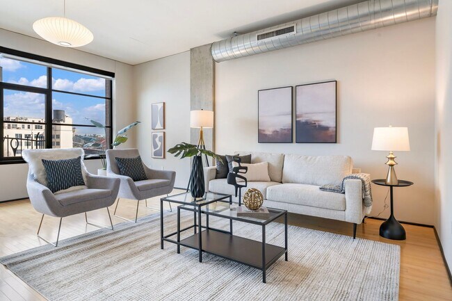 Building Photo - Elizabeth Lofts - 7th floor north facing p...