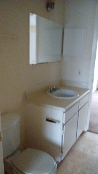 Building Photo - 1106 Verde Dr