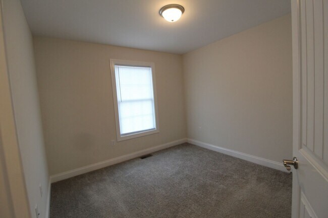 Building Photo - 1174 Harvest Ct