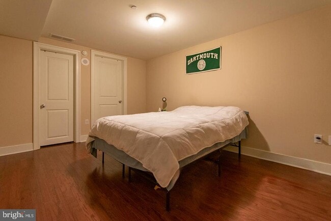 Building Photo - 1501 Locust St