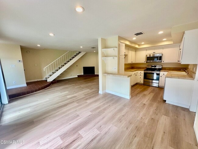 Building Photo - 3719 Summershore Ln