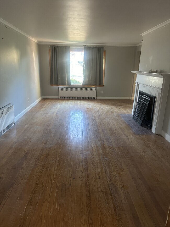 Building Photo - 125 Stimson Rd