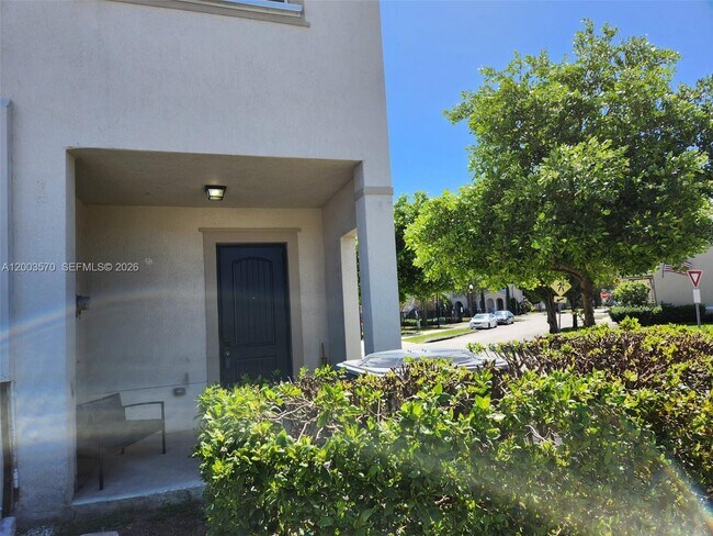 Building Photo - 14237 SW 274th St