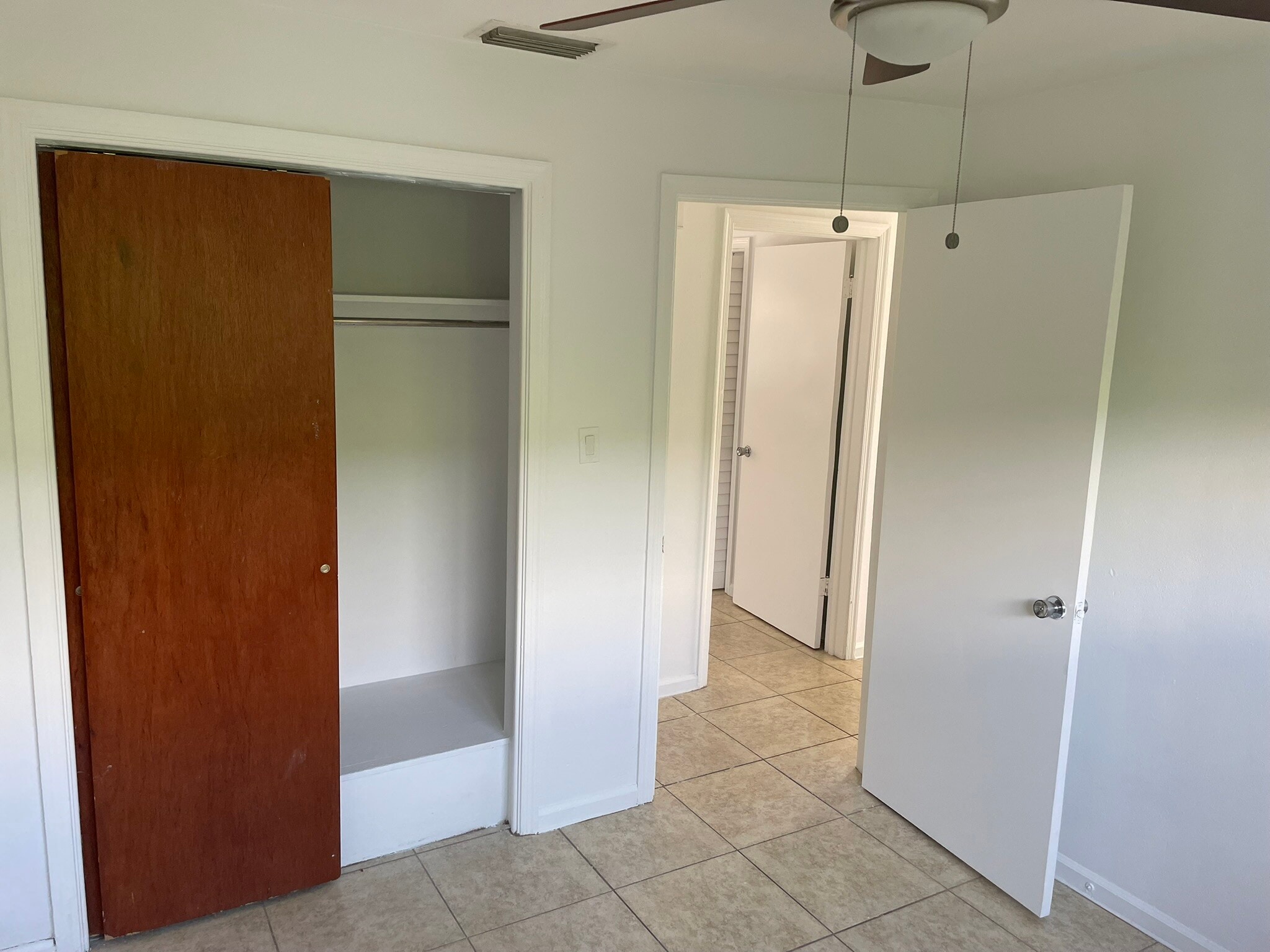 Building Photo - 627 92nd Ave N