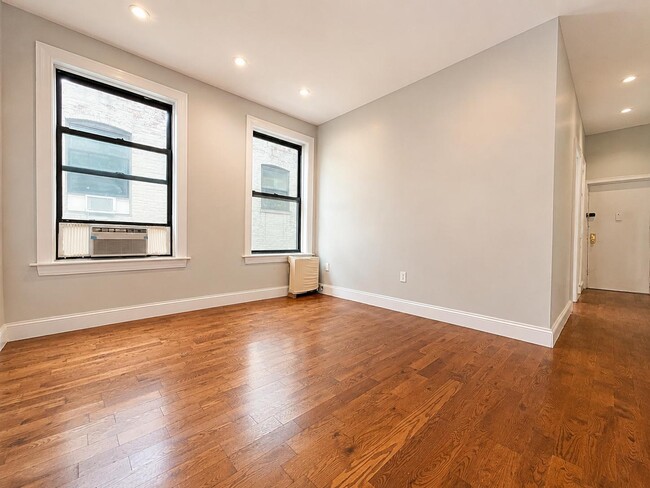 Floorplan - 539 West 156th Street