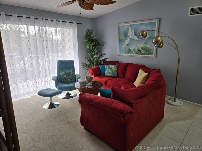 Building Photo - 2516 SE Anchorage Cove