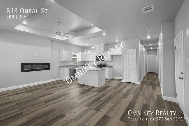 Building Photo - 813 Oneal St