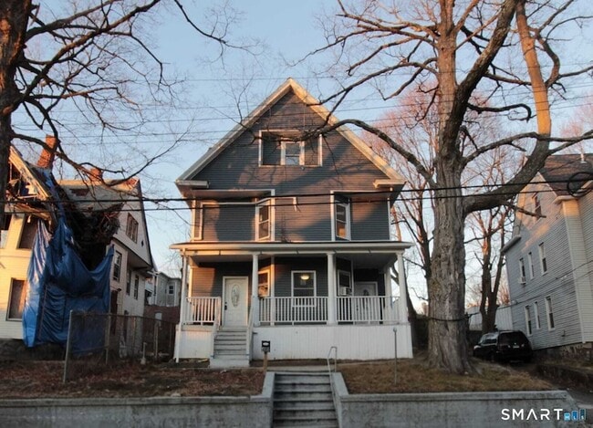 Building Photo - 40 Elizabeth St