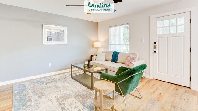 Building Photo - 425 N Rosemont Ave