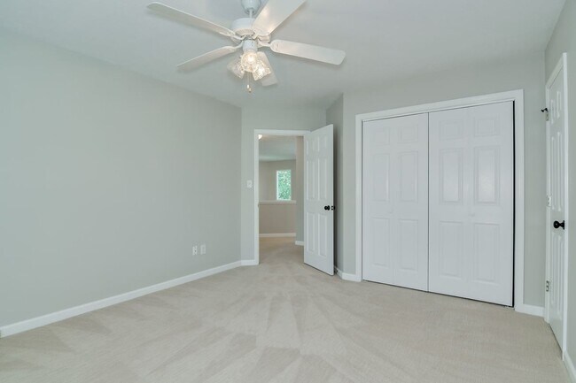 Building Photo - 486 Granite Point